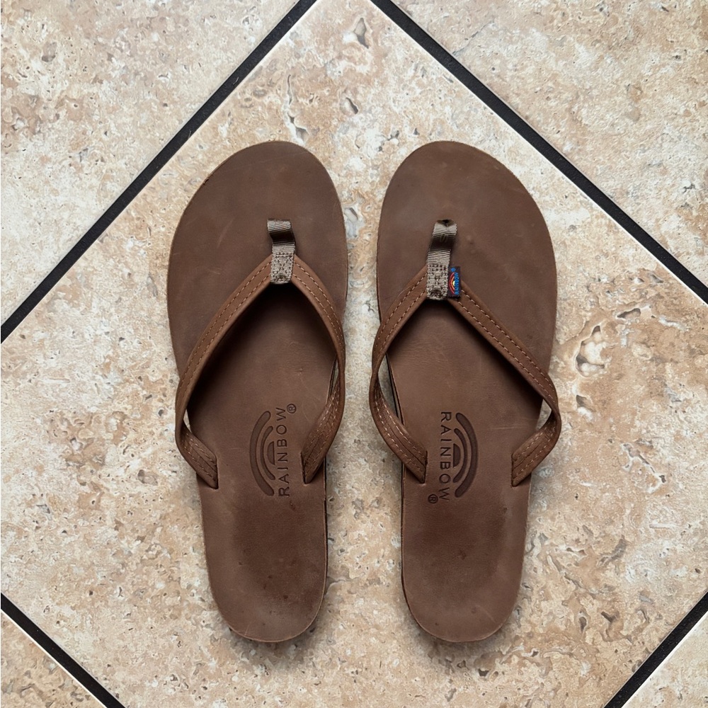 NWOT Rainbow Brown Flip Flops